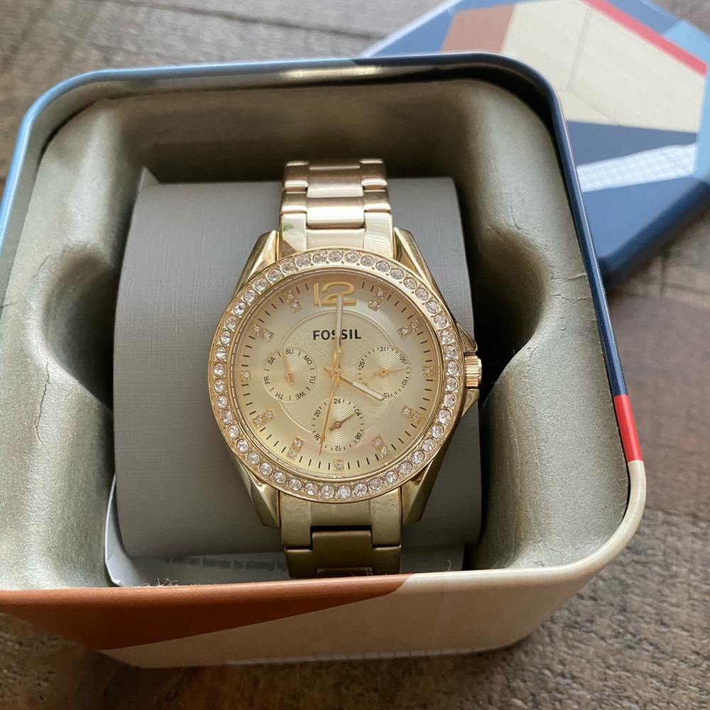 Fossil watch